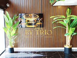 By Trio Hotel