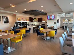 Comfort Inn & Suites US-60