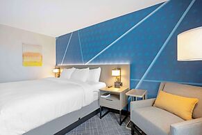 Comfort Inn & Suites US-60