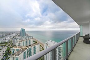 Luxury Condo, Spectacular Ocean View