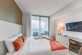 Luxury Condo, Spectacular Ocean View