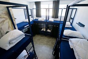 Jungle Jaffa Hostel Age 18 to 45