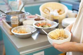 Jungle Jaffa Hostel Age 18 to 45