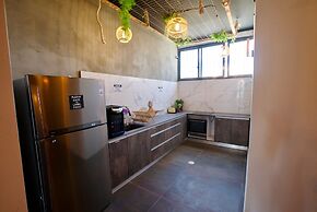 Jungle Jaffa Hostel Age 18 to 45