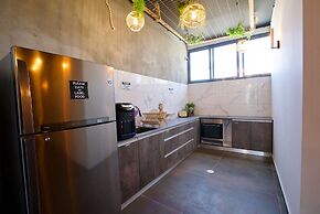 Jungle Jaffa Hostel Age 18 to 45