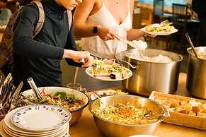 Jungle Jaffa Hostel Age 18 to 45