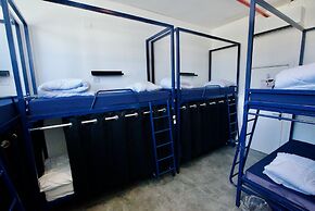 Jungle Jaffa Hostel Age 18 to 45