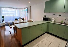 Readyset Apartments at Dockside