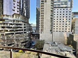 Readyset Apartments at Dockside