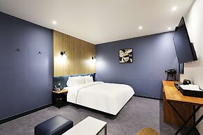 Mariposa Hotel Songtan