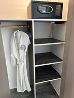 condostmaarten by the sea -Adults Only-