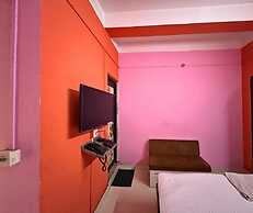 Sawkmie Hotel