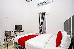 OYO LIFE 92034 Jay Homestay Syariah