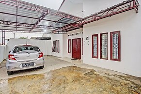 OYO LIFE 92034 Jay Homestay Syariah