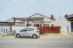 OYO LIFE 92034 Jay Homestay Syariah