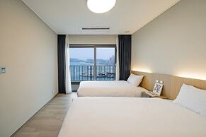 Sokcho I Park Suite Hotel and Residence