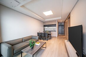 Sokcho I Park Suite Hotel and Residence