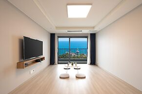 Sokcho I Park Suite Hotel and Residence