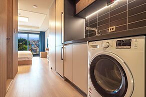 Sokcho I Park Suite Hotel and Residence