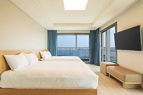 Sokcho I Park Suite Hotel and Residence