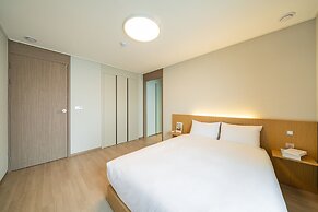Sokcho I Park Suite Hotel and Residence