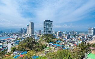 Sokcho I Park Suite Hotel and Residence