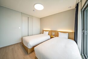Sokcho I Park Suite Hotel and Residence