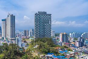 Sokcho I Park Suite Hotel and Residence