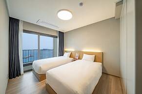 Sokcho I Park Suite Hotel and Residence