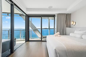 Jewel Beachfront Residences