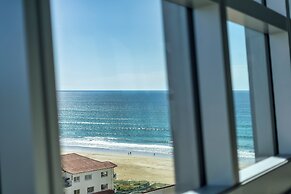 Jewel Beachfront Residences