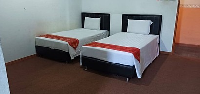 OYO 90785 Pandan Hotel