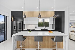 Villa Paradiso Holiday Home