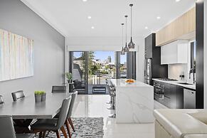 Villa Paradiso Holiday Home