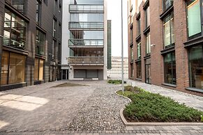 2ndhomes Stylish 1BR Apt w Sauna&Balcony