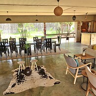Xhabe Safari Lodge - Chobe