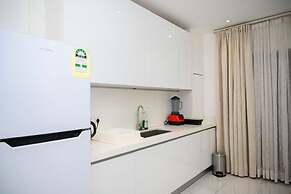 White Stone Apartments Nyarutarama