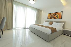 White Stone Apartments Nyarutarama