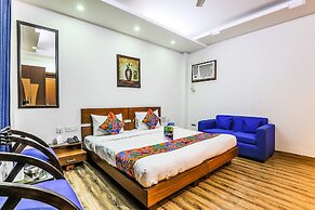 Fabhotel The Residency