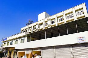 FabHotel Devanshi Inn