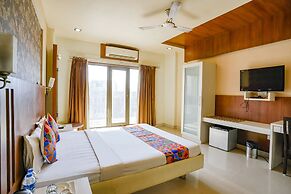 FabHotel Devanshi Inn