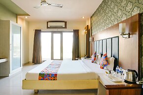 FabHotel Devanshi Inn