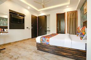 Fabhotel The Gross Infinity