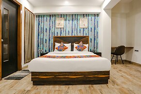 Fabhotel The Gross Infinity