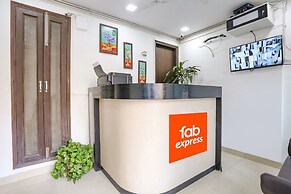 Fabexpress Premium Rooms