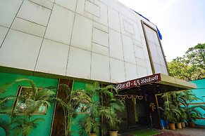 Fabhotel D69 Residency