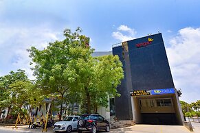 Fabhotel Gl Residency