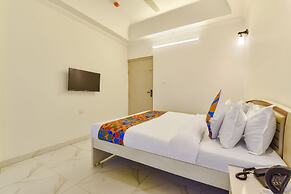 Fabhotel The Tulip Regency