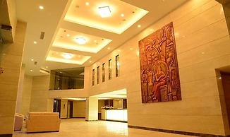 Fabhotel Prime Le Palace