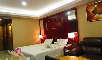 Fabhotel Prime Le Palace